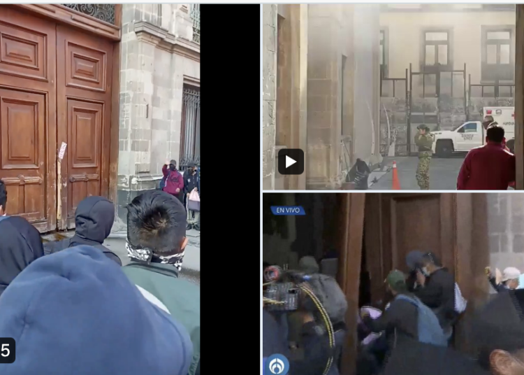 Normalistas de Ayotzinapa derriban puerta de Palacio Nacional; intentan entrar a la fuerza